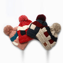 Load image into Gallery viewer, Rhythm Frost Knit Fleece-Lined Beanie With Headphones
