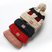 Load image into Gallery viewer, Rhythm Frost Knit Fleece-Lined Beanie With Headphones