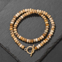 Load image into Gallery viewer, Ariana Quartz and Gold toned Toggle Necklace