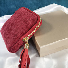 Load image into Gallery viewer, Velvetina Soft Velvet Tasseled Travel Jewelry Organizer with 6 Compartments for Rings, Necklaces and Bracelets