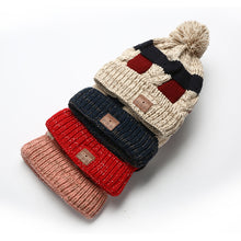 Load image into Gallery viewer, Rhythm Frost Knit Fleece-Lined Beanie With Headphones