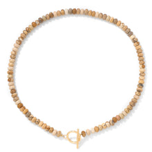 Load image into Gallery viewer, Ariana Quartz and Gold toned Toggle Necklace