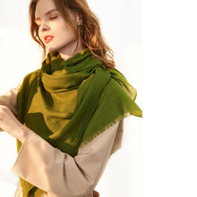 Load image into Gallery viewer, Lavish 100% Wool Womens Scarf